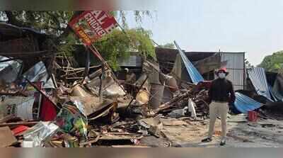 Illegal stores, workshops razed on DLF-3 green belt in Gurgaon to avert snarls at NH-8 entry