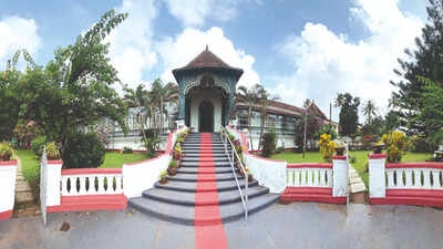 Stately guardian of a bygone Goa, the Figueiredo mansion has a story to tell