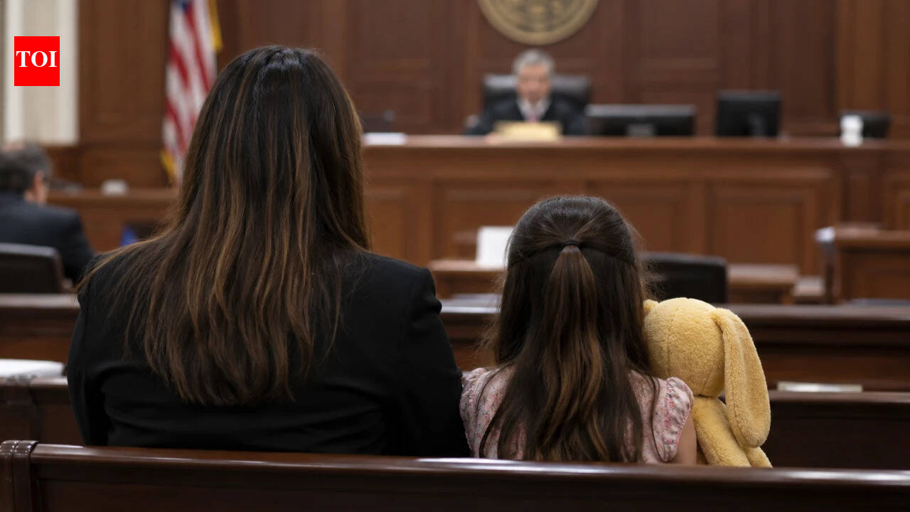 Florida girl named in sperm donor's will loses claim to his house