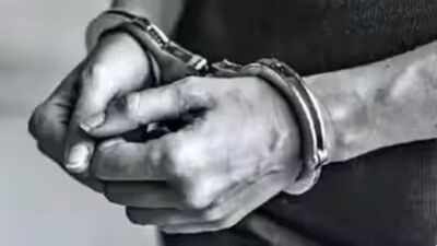 Man held with country-made pistol, live cartridge in Maharashtra's Nanded