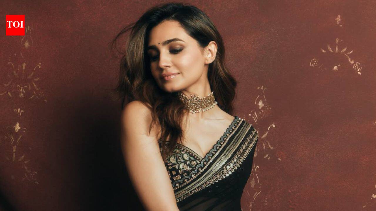 Vedika Pinto dazzles in Rs 2.2 lakh black Anita Dongre embroidered saree