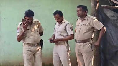 Bomb attack triggers clash in Patharagadia, one injured
