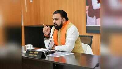 Launch quick response team to counter misleading reports: CM