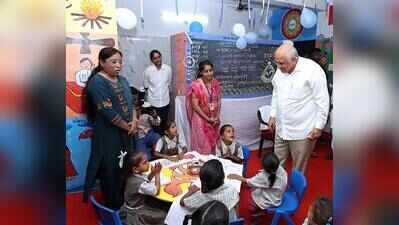 CM visits patients, serves meals to mark amit Shah’s birthday