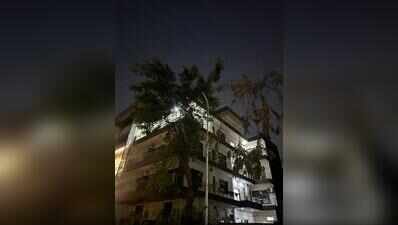 120 complaints per day, but streetlights defunct for months in several Noida sectors