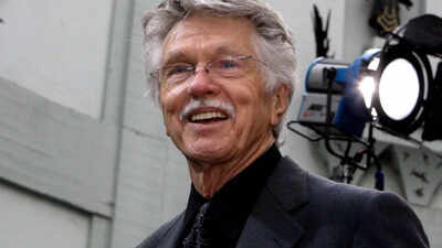 Tom Skerritt, Emmy-winning star of 'Picket Fences', 'Alien' and 'Top Gun', psses away at 93