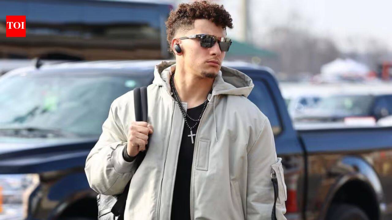 Patrick Mahomes' Hublot wristwatch and his multi-million-dollar NFL earnings
