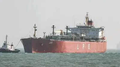 Tanker carrying 40,000 metric tons of Russian diesel heads to US after Trump’s surprise deal with Moscow