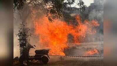 Three injured as gas pipeline catches fire during excavation in Rajkot