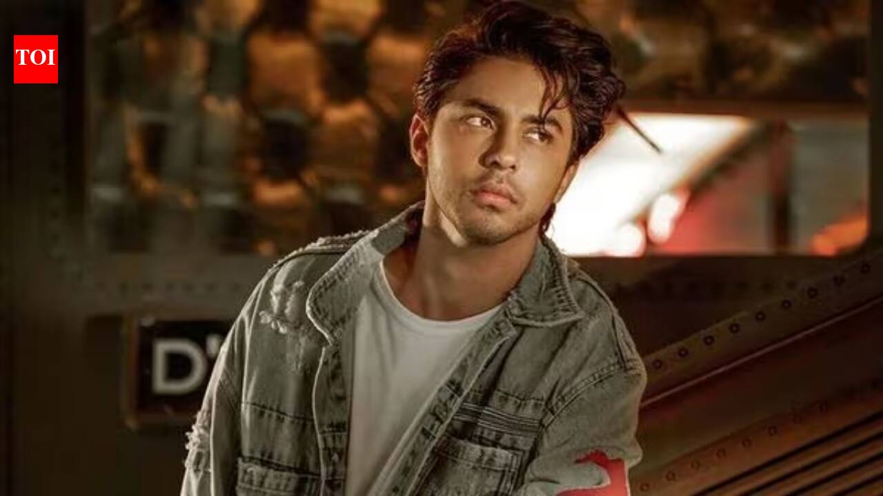 Aryan Khan scouts new writers for next streaming series; 'The Ba***ds of Bollywood' filmmaker wants to shape script