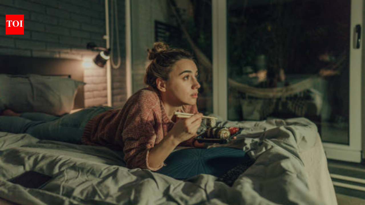 Eating late at night linked to up to 30% higher risk of liver disease, study finds