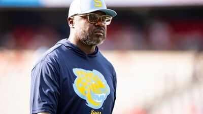 "Life was going to end": Marshall Faulk’s NFL career was defined by speed and power; his Parkinson’s journey is now about something different