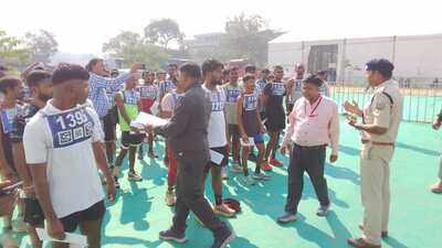 15,000 aspirants, 284 home guard posts and one determined run