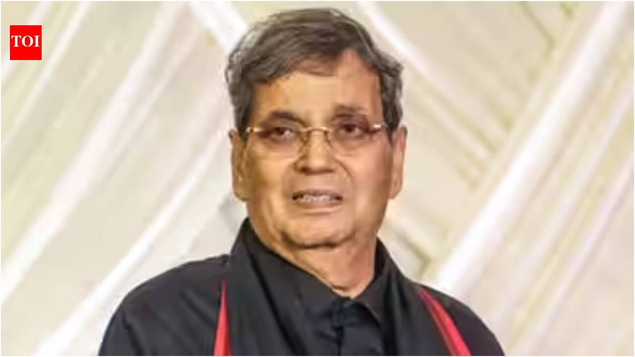 Ghai unveils Manya poster: Director marks 50 years with Talpade reunion