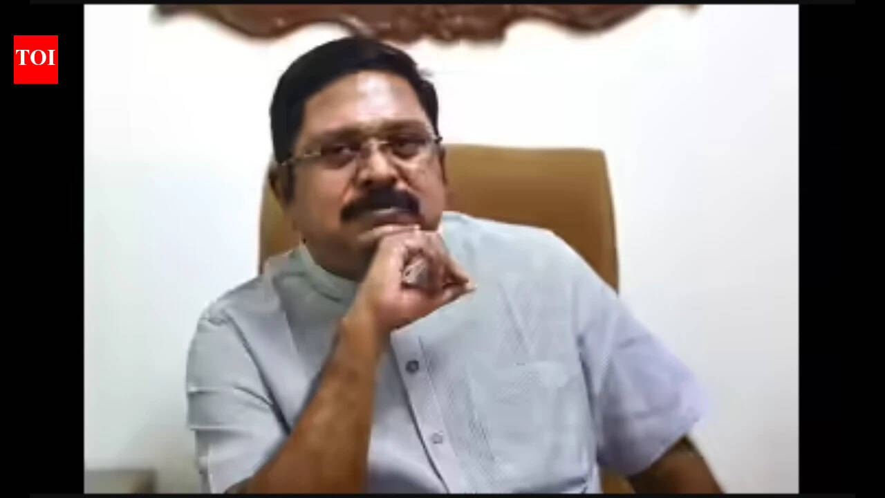 DMK, AIADMK will never join hands: Dhinakaran