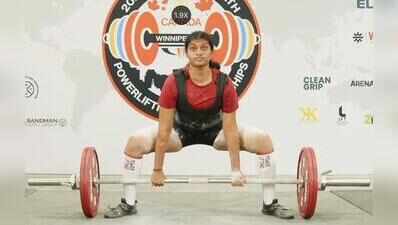 17-year-old Guntur lifter strikes gold, sets Commonwealth record