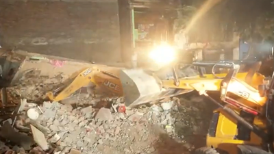 House collapses in Delhi’s Harsh Vihar; 5 fire tenders on spot, rescue operations underway