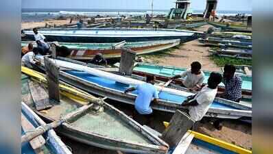 ‘Cyclone Arnab’ likely to make landfall between Bapatla and Vizag coast ...