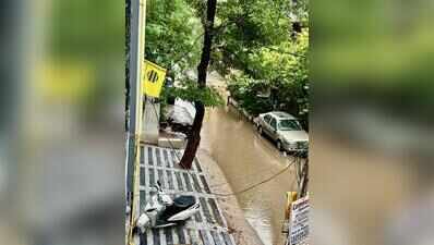 Raised RCCs, clogged drains leave Shalimar Garden pockets flooded