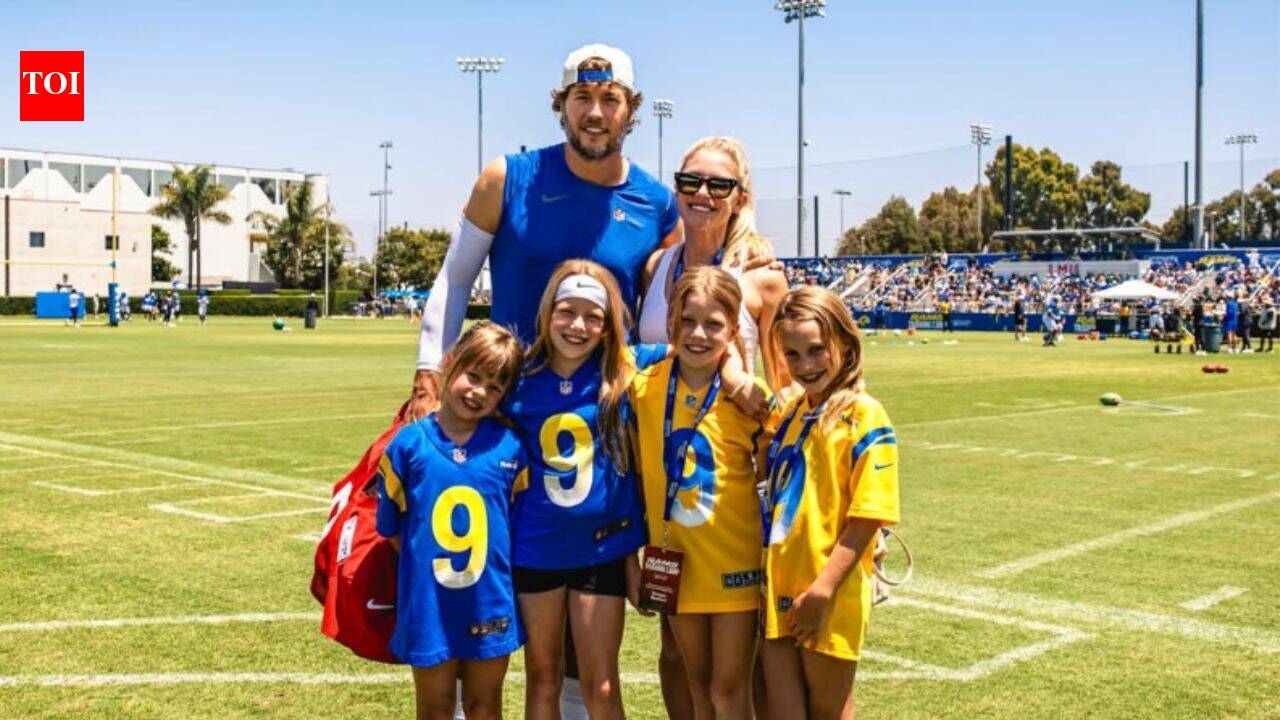 Kelly Stafford turns a missed flight into a family road trip to support ...