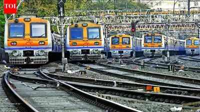Signal failure at Kanjurmarg, dangling OHE wire disrupt Maharashtra’s Central Railway services