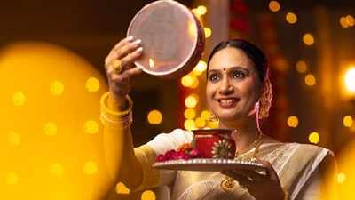Happy Karwa Chauth 2026: Top 100 wishes, messages greetings card and quotes to share with your family and friends