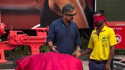'Dil jeet liya': Blinkit delivery boy who used a bicycle gets new scooty; his reaction wins hearts online