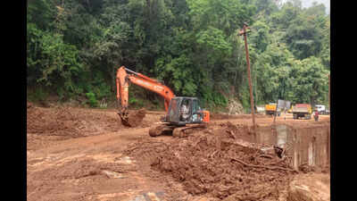 Heavy rain triggers 69 landslides in the Nilgiris district
