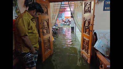 Hundreds of residents marooned after torrential rain pounds Coimbatore