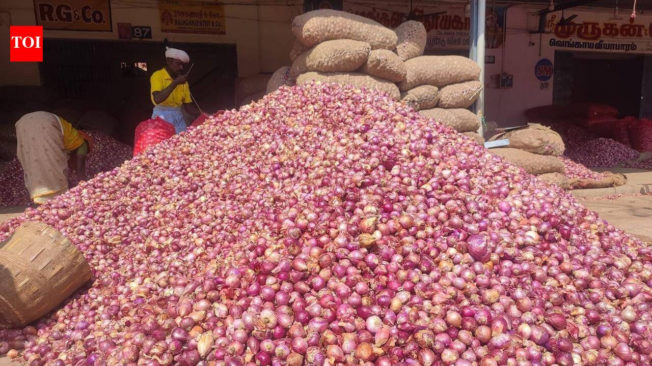 Onion and shallot prices surge in Trichy due to low supply