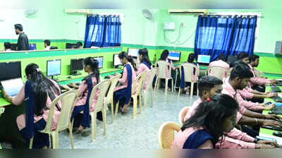 Maharashtra govt to offer two CET attempts for all professional courses from this year