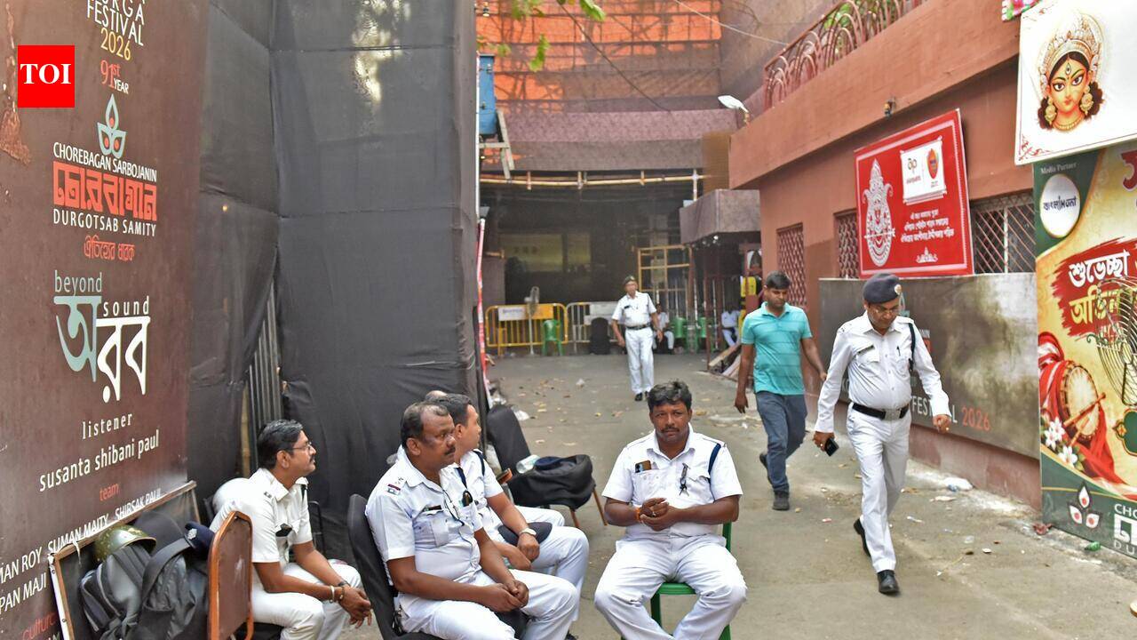 Feed from 17 of 30 CCTV cameras missing from Chorbagan pandal