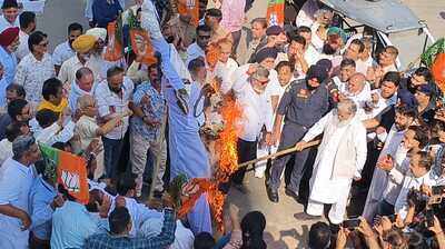 Nation won't tolerate insult To PM: Anil Vij burns Kharge's effigy in Ambala
