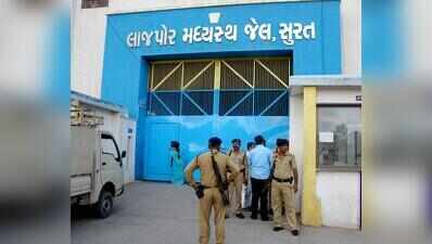 Undertrial in murder-robbery cases found hanged in Lajpore jail