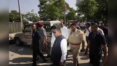 Kataria reviews Transport Nagar facilities, seeks security boost ...