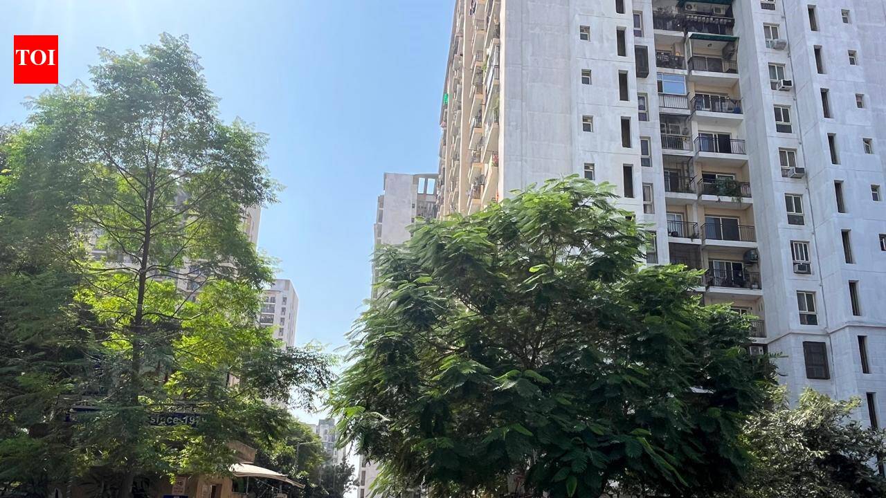 Three-year-old boy dies after falling from 17th-floor AC wall cut-out