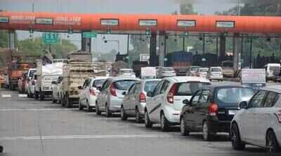 Long queues at Chandimandir toll plaza leave travellers fuming
