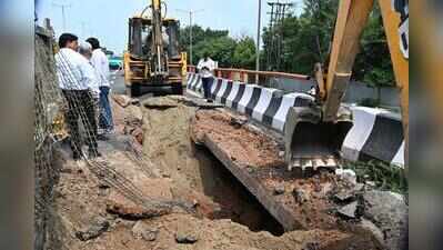 Noida serves notice on Elevated Road construction co after 2 cave-ins