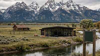 A Wyoming landowner claimed a conservation group promised he could build a guest house without a kitchen; federal appeals court rejected his claim