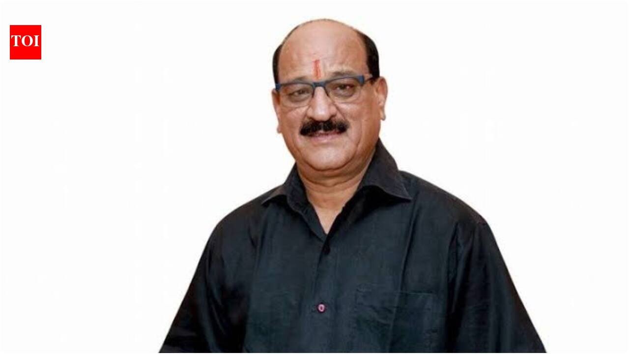 ‘Maafi maangne ka prashn hi nahi hai’: Subodh Uniyal DENIES apologising ...