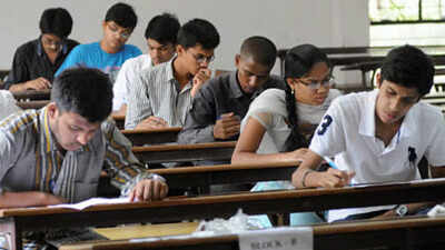 CAT 2026 admit card to be out on November 4 at iimcat.ac.in: Check exam timings, steps to download hall ticket