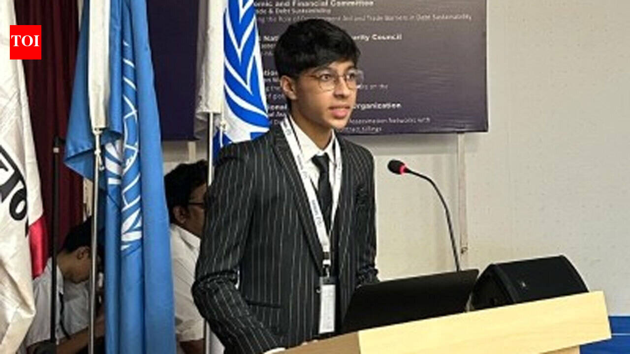 Vadodara Class 12 student helps visually impaired learners find scribes