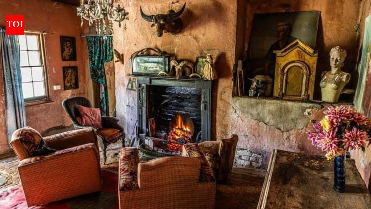 Australian couple sells 1832 Georgian Mansion for A$1.6M after 14 years