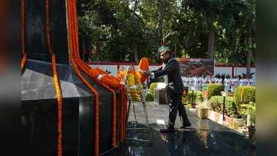 Governor pays tribute to fallen soldiers on Infantry Day
