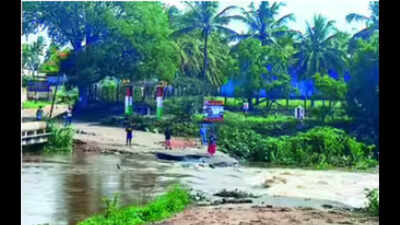Environmentalists raise concerns over erosion at Noyyal check dams