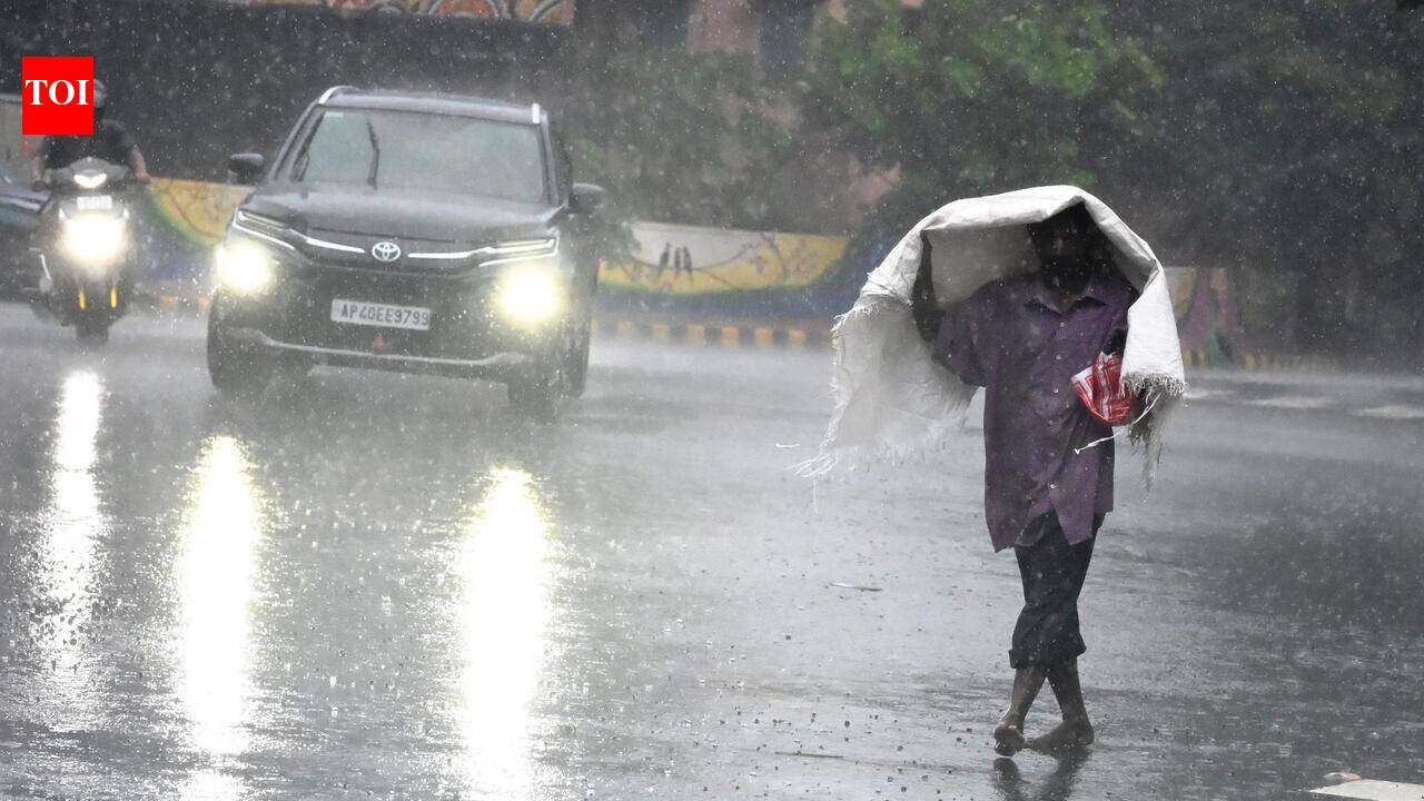 Cyclone Arnab may pack 222-kmph winds, warns US Navy | Vijayawada News ...