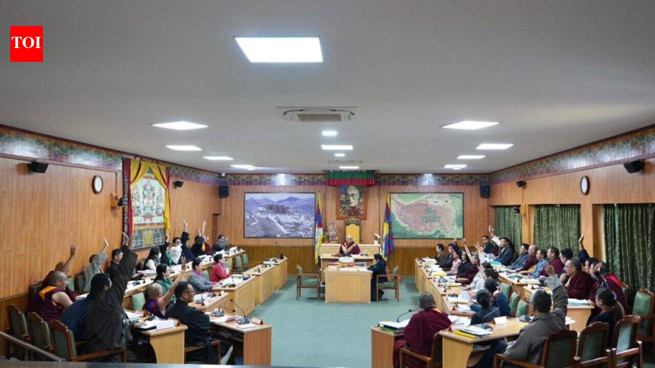 Tibetan monastic body bars monks from holding political positions