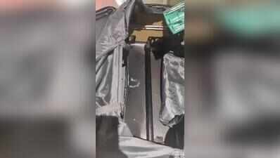 Sharjah flyer held with 495g gold paste worth Rs 72L