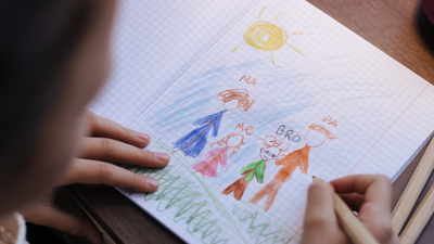 Psychology says the way children draw their family can reveal how they understand the people around them