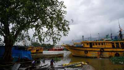 Cyclone Arnab: 2 dead, over 50 trains, several flights cancelled; Andhra, Odisha worst-hit